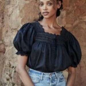 Doen Anneth black top